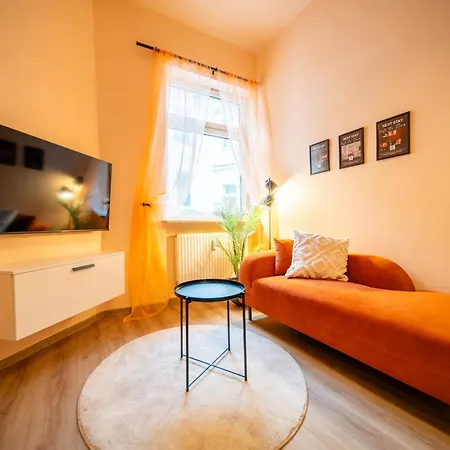 Llr Design Am Bahnhof - Palermo Peach Daire *