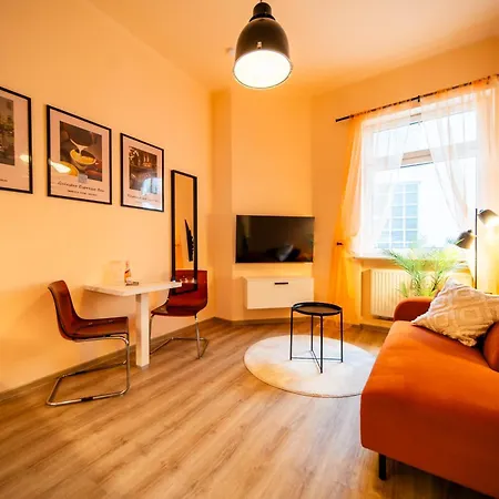 Llr Design Am Bahnhof - Palermo Peach Daire